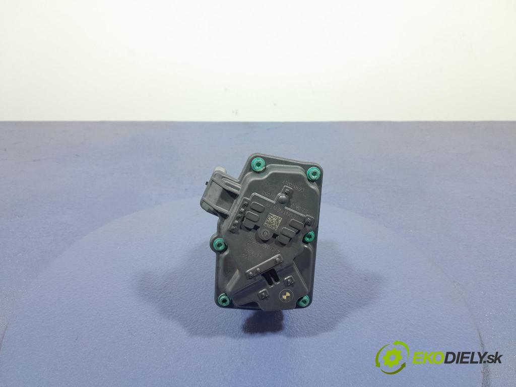 Bmw Z4 2022 klapka 8623324