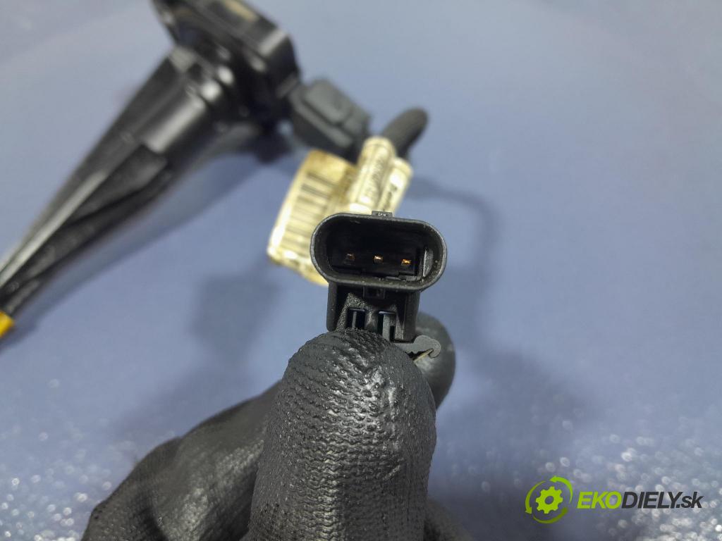 Bmw M5 2019 snímač 7638343