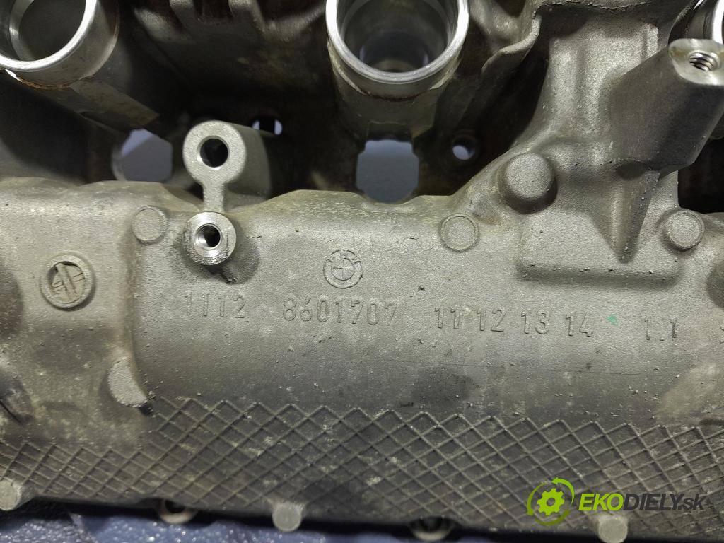 Bmw M5 2019 kryt Ventily: 8601707