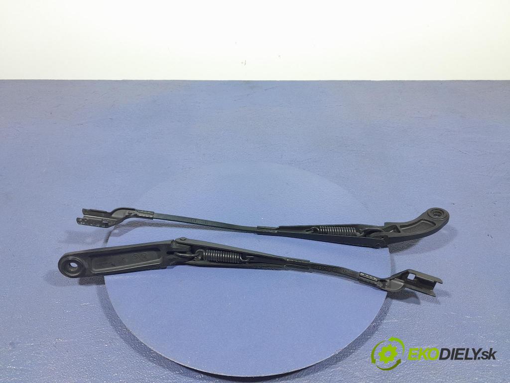 Bmw Z4 2022 Rameno: Stierače: Predné 9465122