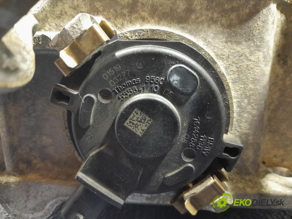 Bmw M5 2019 kryt Ventily: 8601704