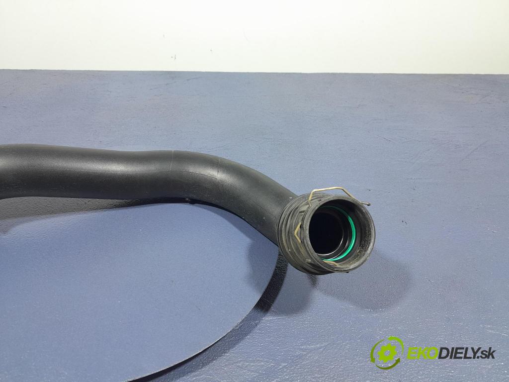 Bmw Z4 2022 rúrka Vzduch: 8601683