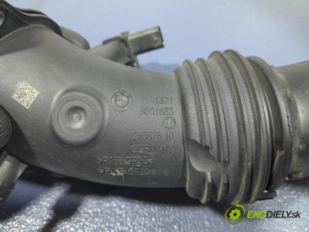 Bmw Z4 2022 rúrka Vzduch: 8601683