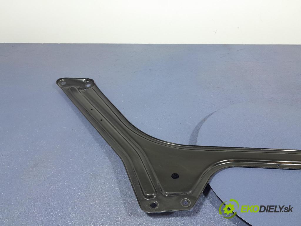 Bmw Z4 2022 výstuha Predné: / pas predný 7423344