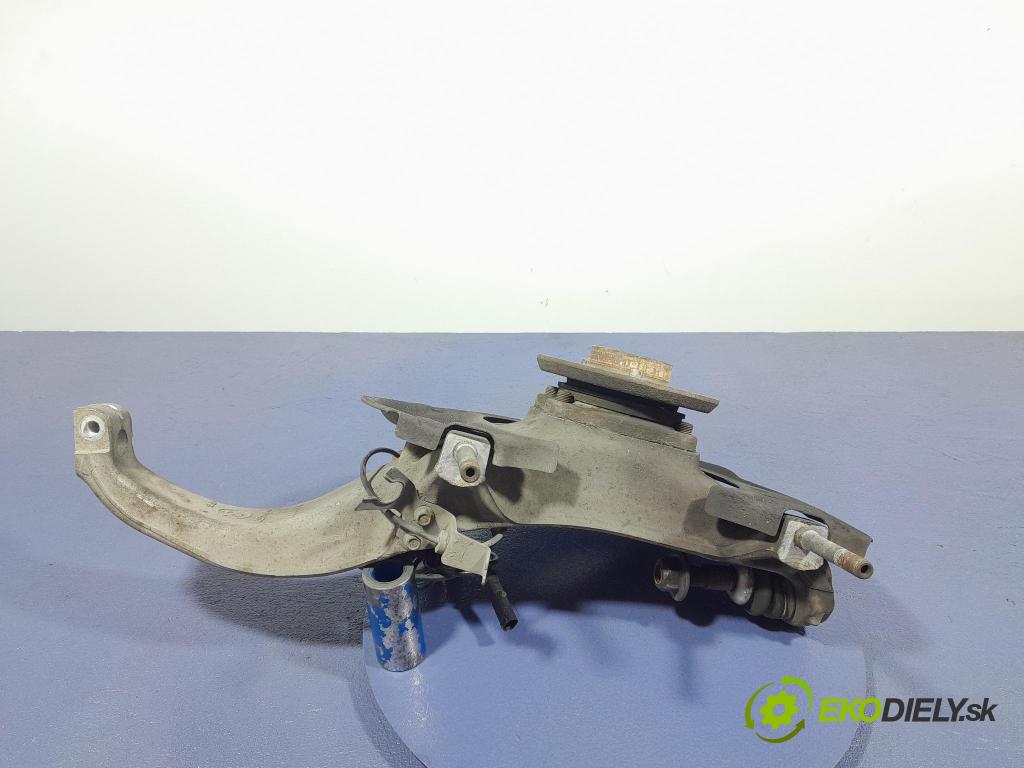 Bmw M5 2019 náboj Prava: