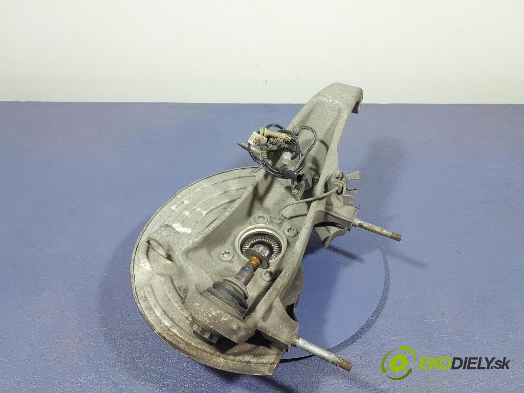 Bmw M5 2019 náboj Práva: 