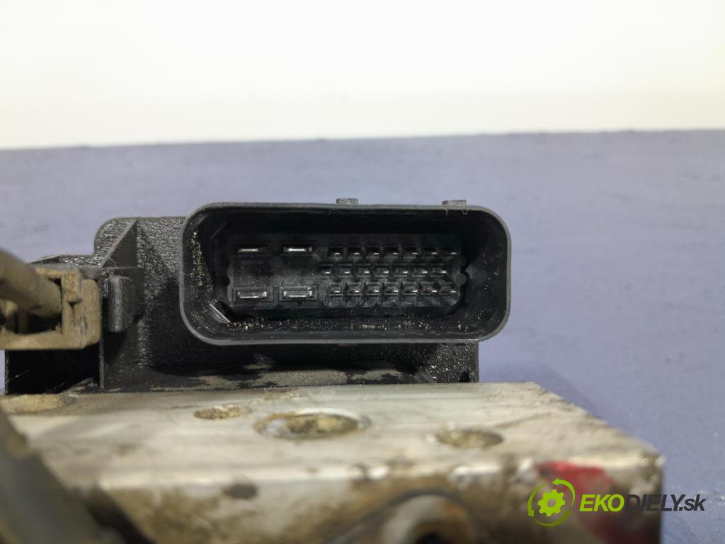 Volvo S60 2000 čerpadlo ABS x 8619537