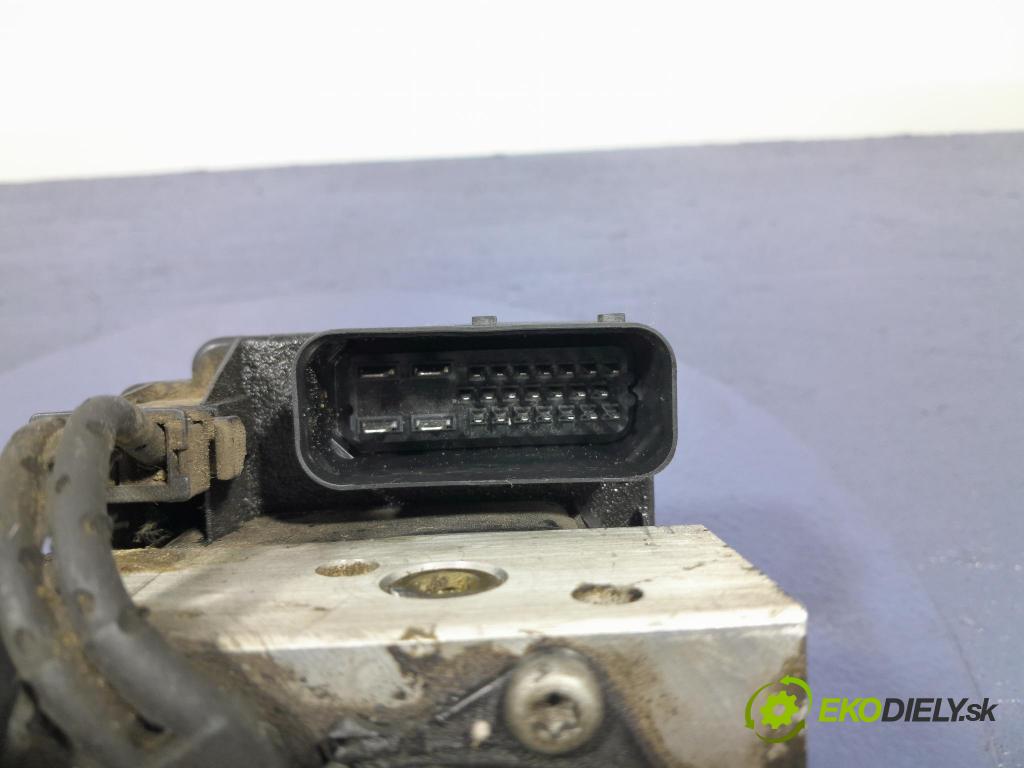 Volvo S60 2001 čerpadlo ABS x 8619537