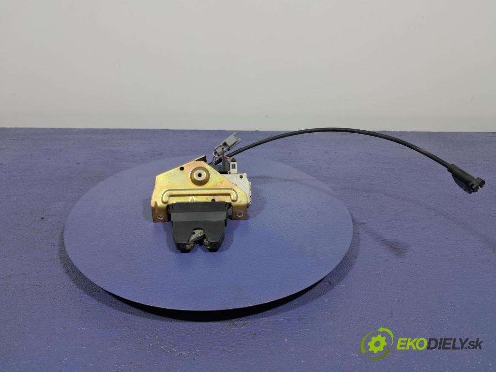 Volvo S60 2001 zámok Klapky: kufra: 8679694