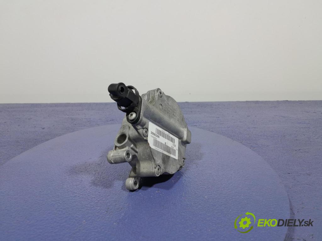 Bmw M5 2019 čerpadlo vákuová 8634120