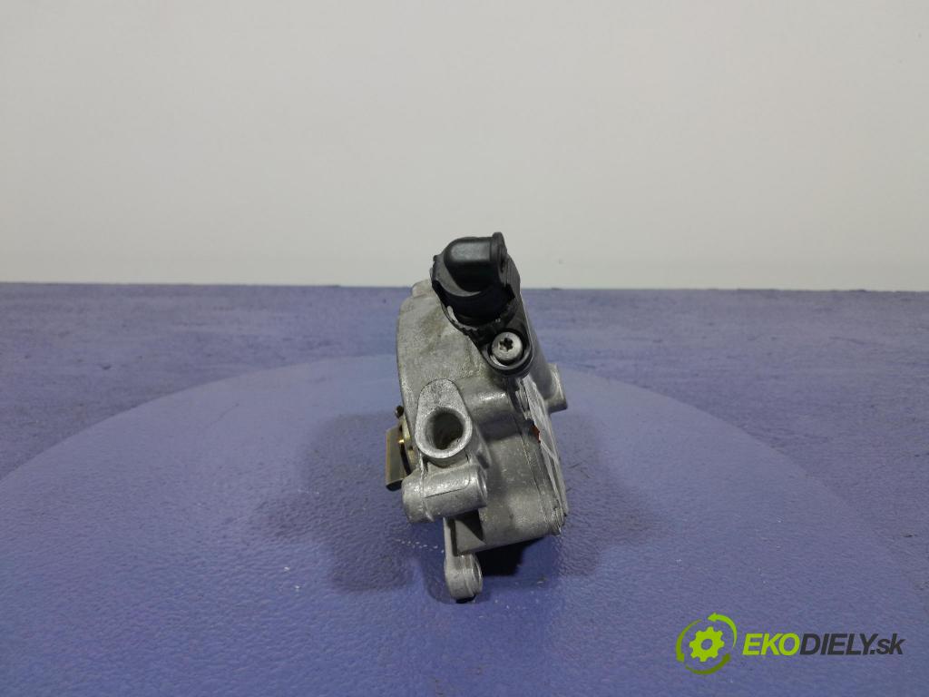 Bmw M5 2019 čerpadlo vákuová 8634120