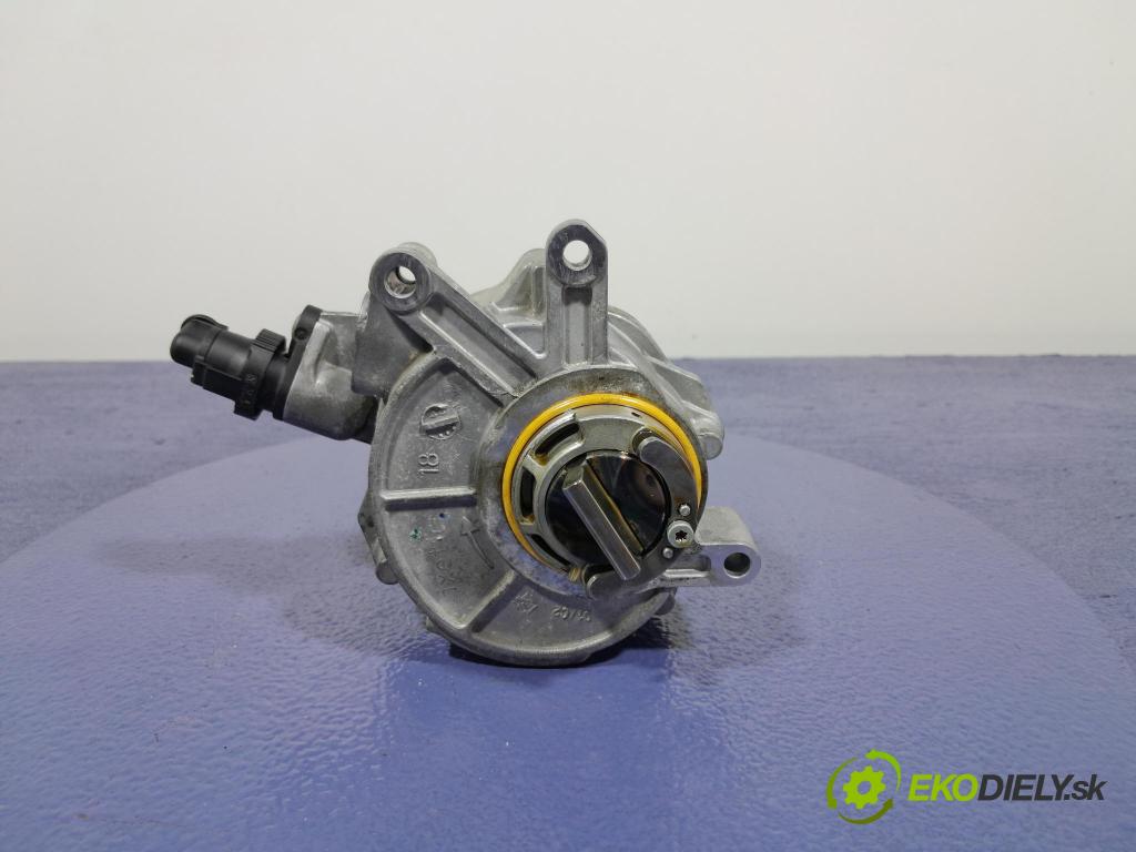 Bmw M5 2019 čerpadlo vákuová 8634120