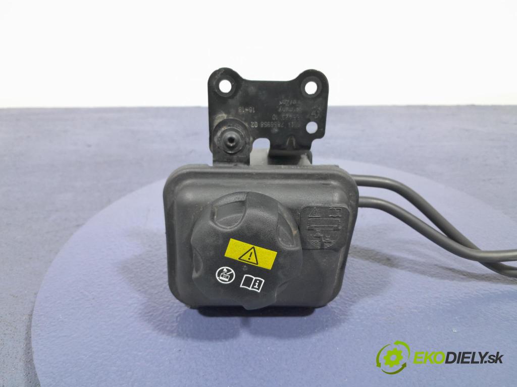 Bmw M5 2019 nádržka Náhradní 2284880