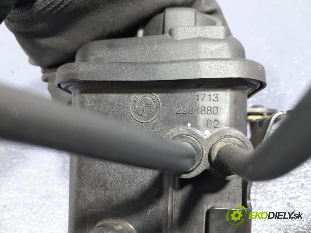 Bmw M5 2019 nádržka Náhradní 2284880