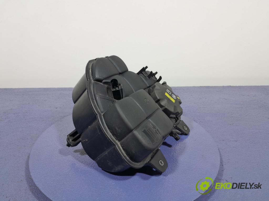 Bmw M5 2019 nádržka Náhradní 7889450