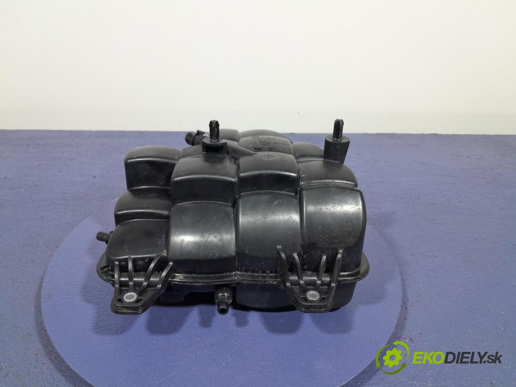 Bmw M5 2019 nádržka Náhradní 7889450