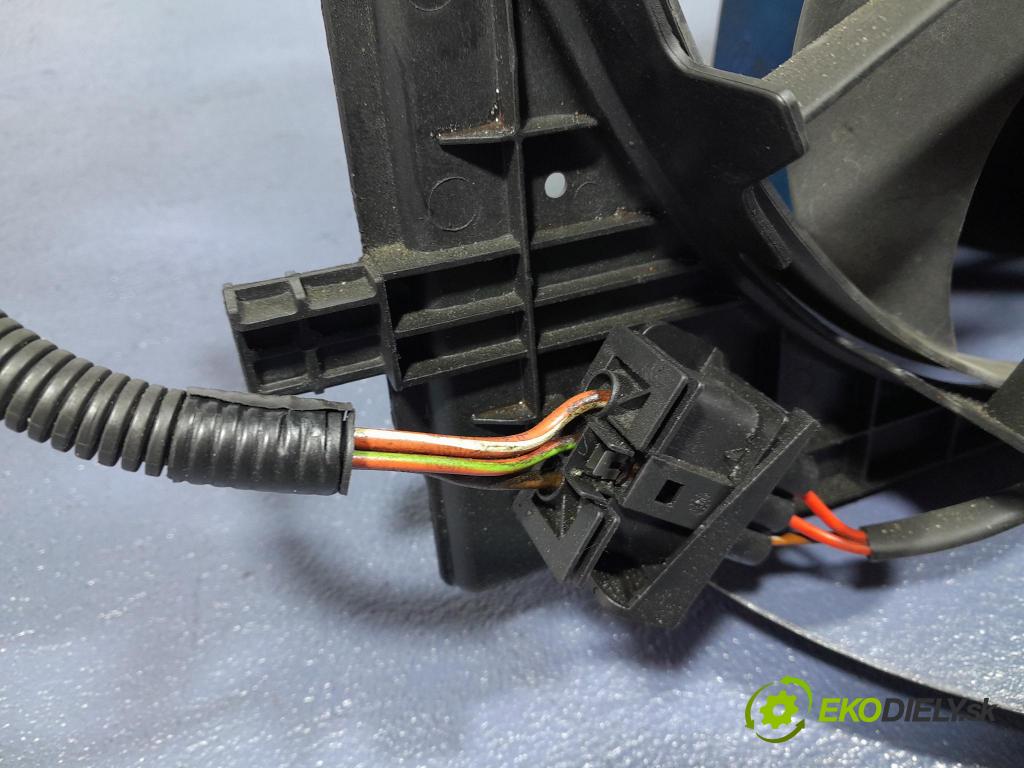 Seat Ibiza 2009 Ventilátor Chladič: 6R0121207