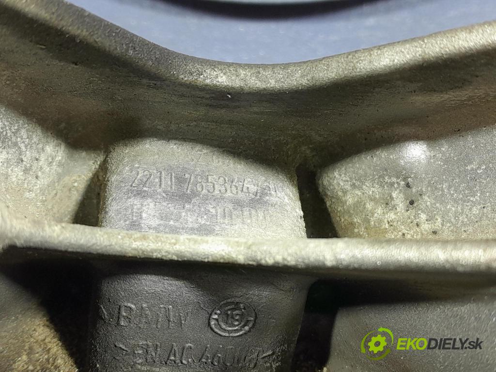 Bmw M5 2019 Vankúš/: držiak Motor: 7853647