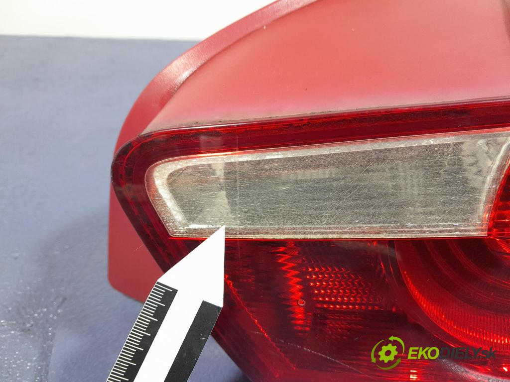Seat Ibiza 2009 svetlo / reflektor zad Prava: Vonkajsia:
