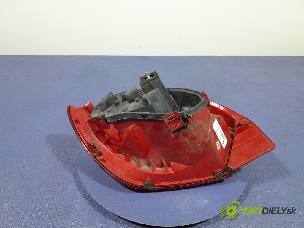 Seat Ibiza 2009 svetlo / reflektor zad Prava: Vonkajsia: