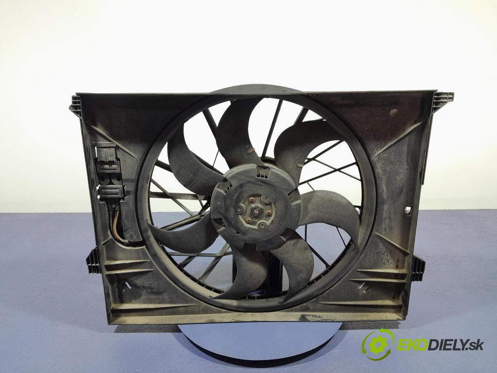 Mercedes E-klasa 2002 Ventilátor Chladič: A2115000593