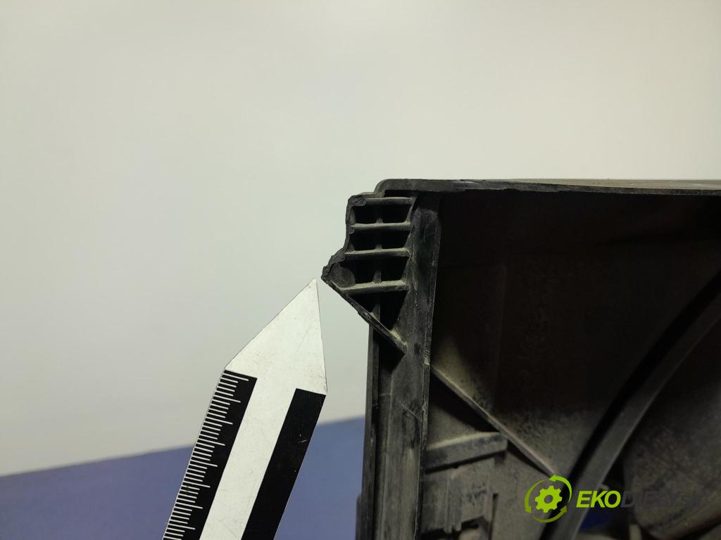 Mercedes E-klasa 2002 Ventilátor Chladič: A2115000593