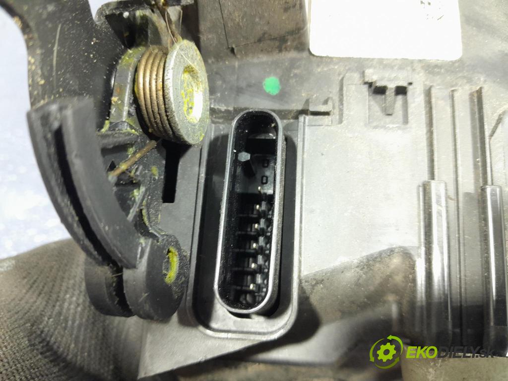 Jaguar Xf 2015 zámek dveře před v pravo: GX63-203A28-KB