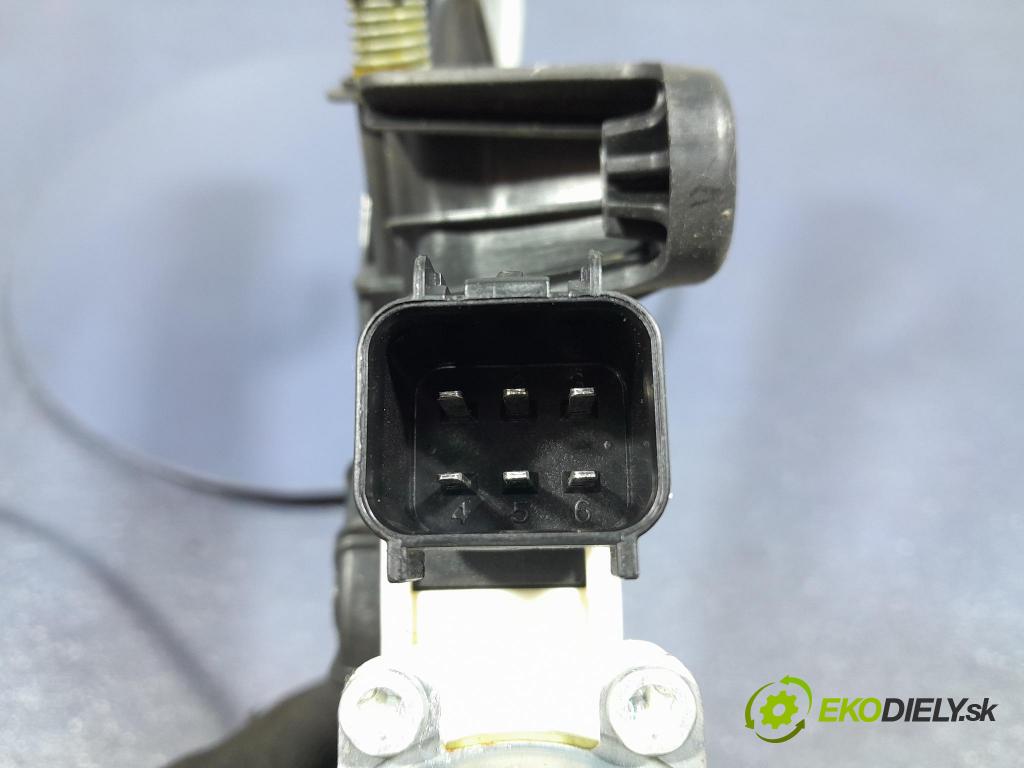 Jaguar Xf 2015 mechanismus stahování Sklenka: Zad: v pravo: GX63-27000-AD