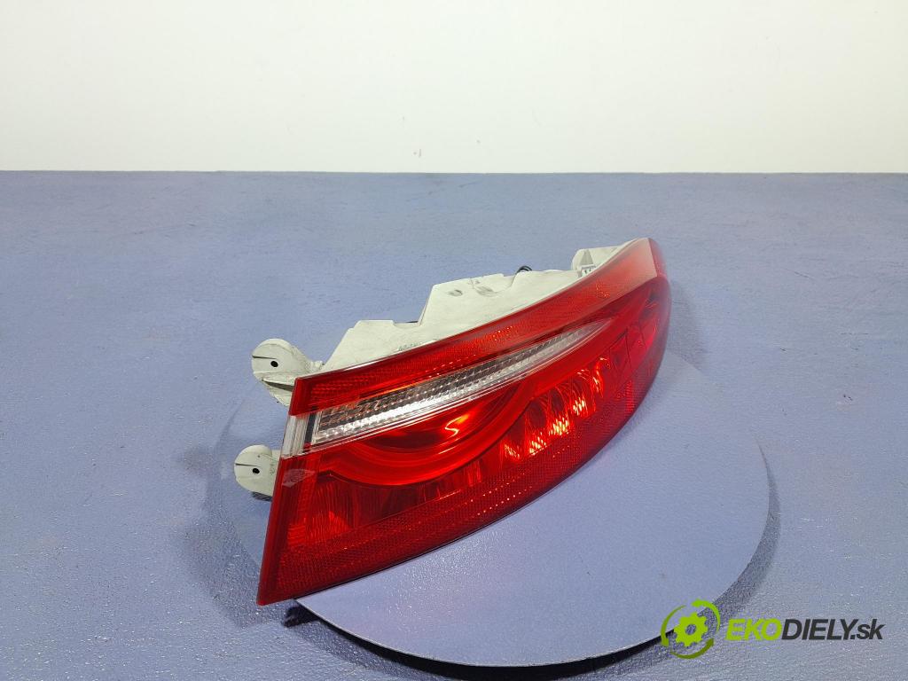 Jaguar Xf 2015 svetlo / reflektor zad Prava: Vonkajsia: GX63-13404-AC