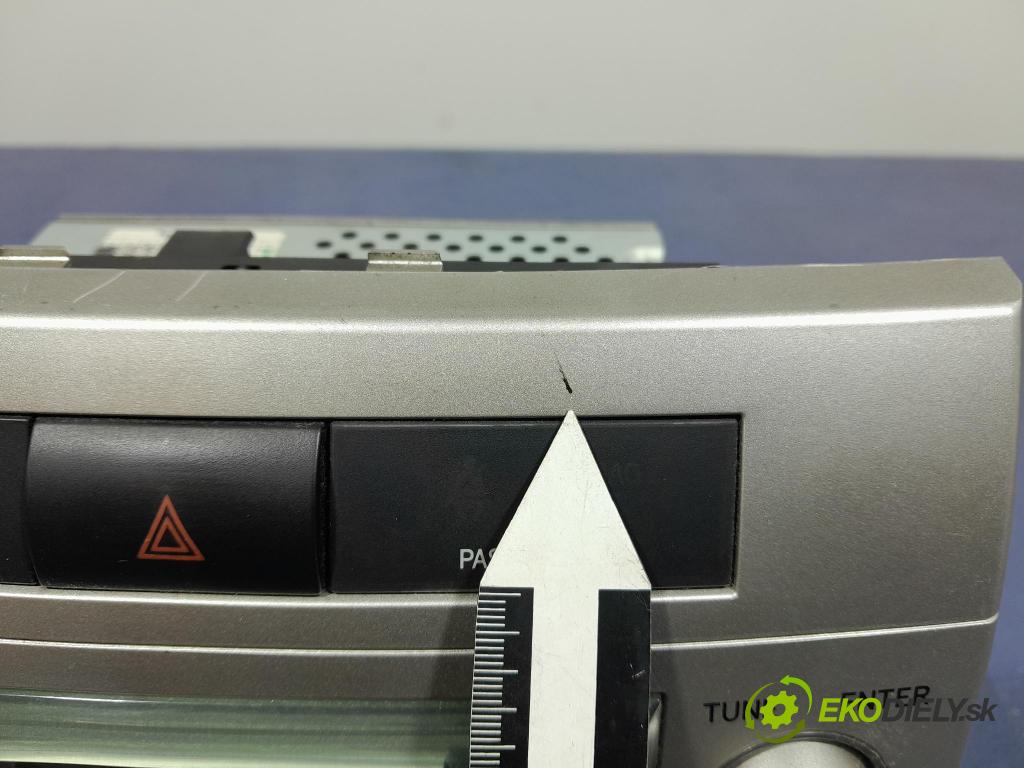 Toyota Corolla verso 2006 Radio I Navigace: 86120-0F010