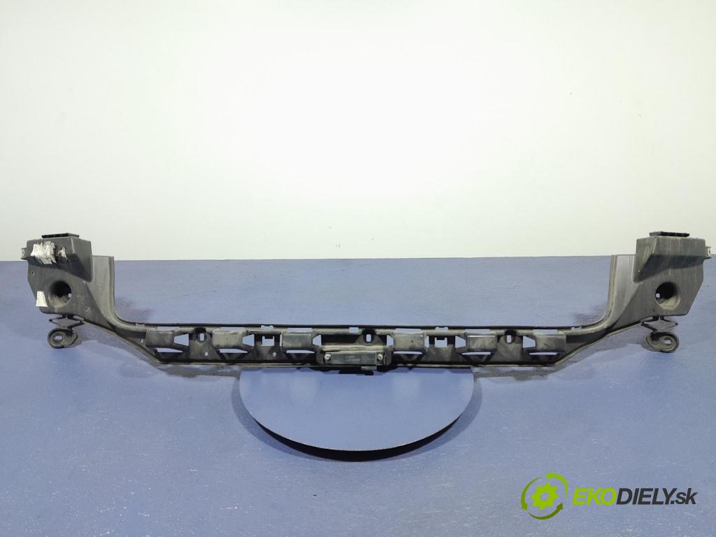 Jaguar Xf 2015 Upevnenie: narazník GX63-17E855-A