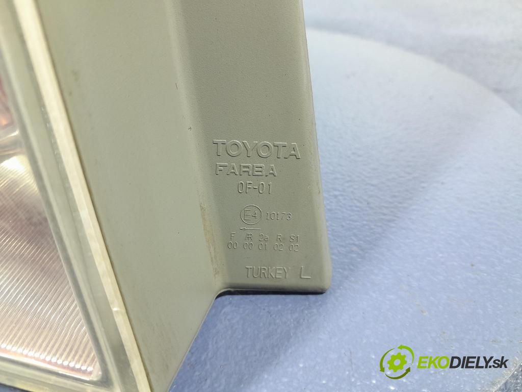 Toyota Corolla verso 2006 svetlo / reflektor zad ľavá Vonkajsia: 