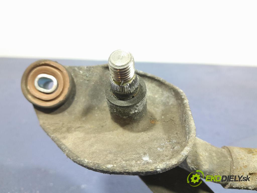 Toyota Corolla verso 2006 mechanizmus motor: Stierače: Predné 85110-0F020