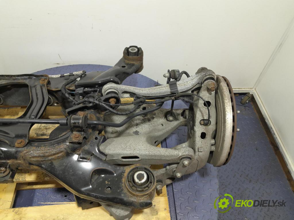 Jaguar Xf 2015 výstuha Pozastavenia: zad