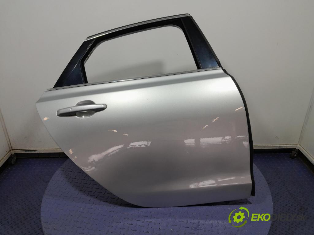 Jaguar Xf 2015 dvere zad pravé