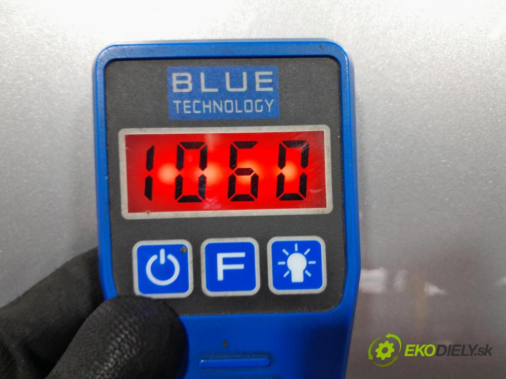 Jaguar Xf 2015 dvere zad pravé