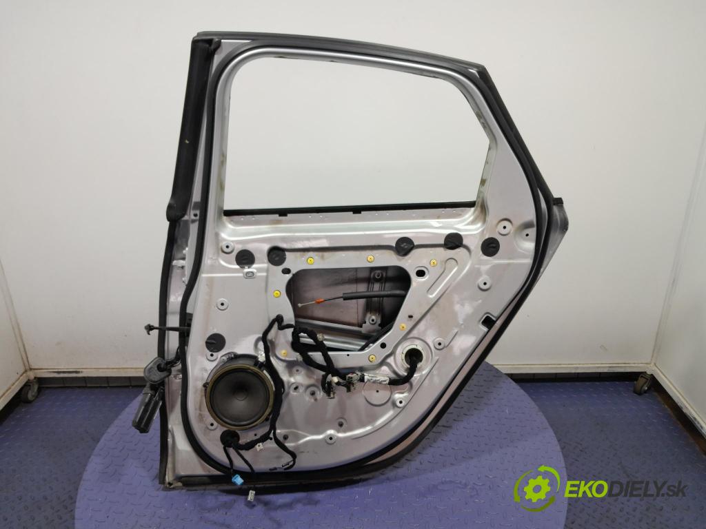 Jaguar Xf 2015 dvere zad pravé 