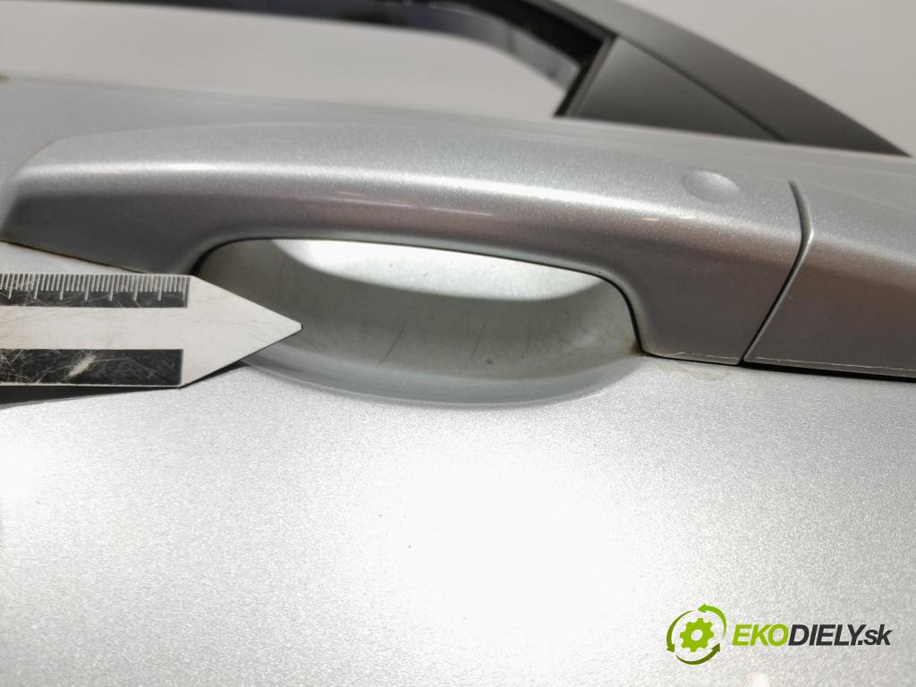 Jaguar Xf 2015 dvere zad Vľavo: