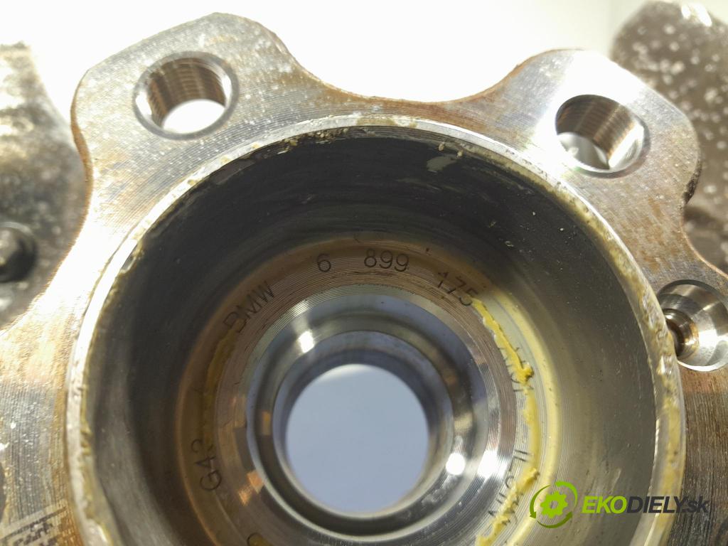 Bmw Z4 2022 náboj Prava: 