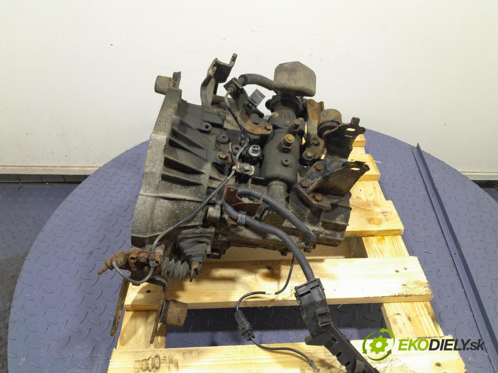Toyota Corolla verso 2006 prevodovka Manualna 