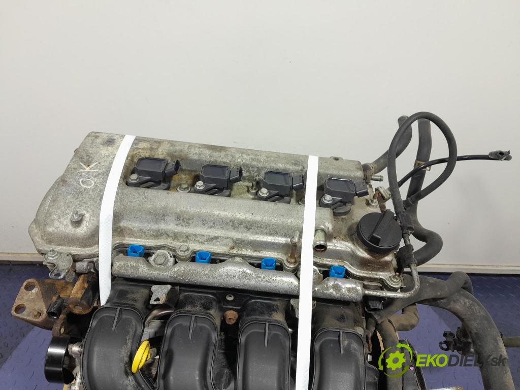 Toyota Corolla verso 2006 motor Benzín 3ZZFE