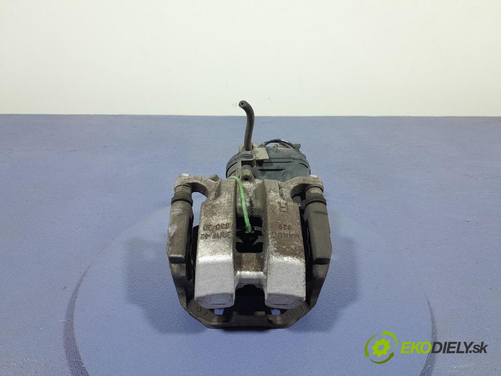 Bmw Z4 2022 brzdič brzdový zad v pravo: