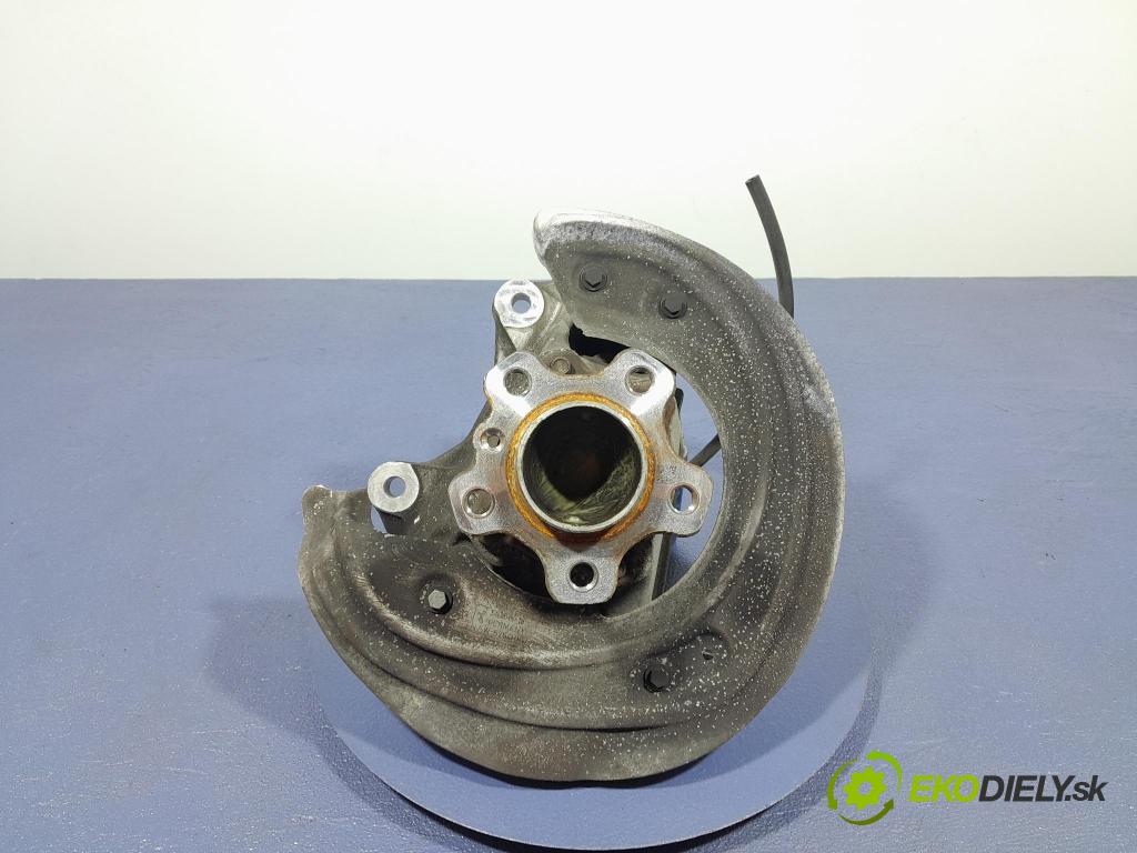 Bmw Z4 2022 náboj Prava: