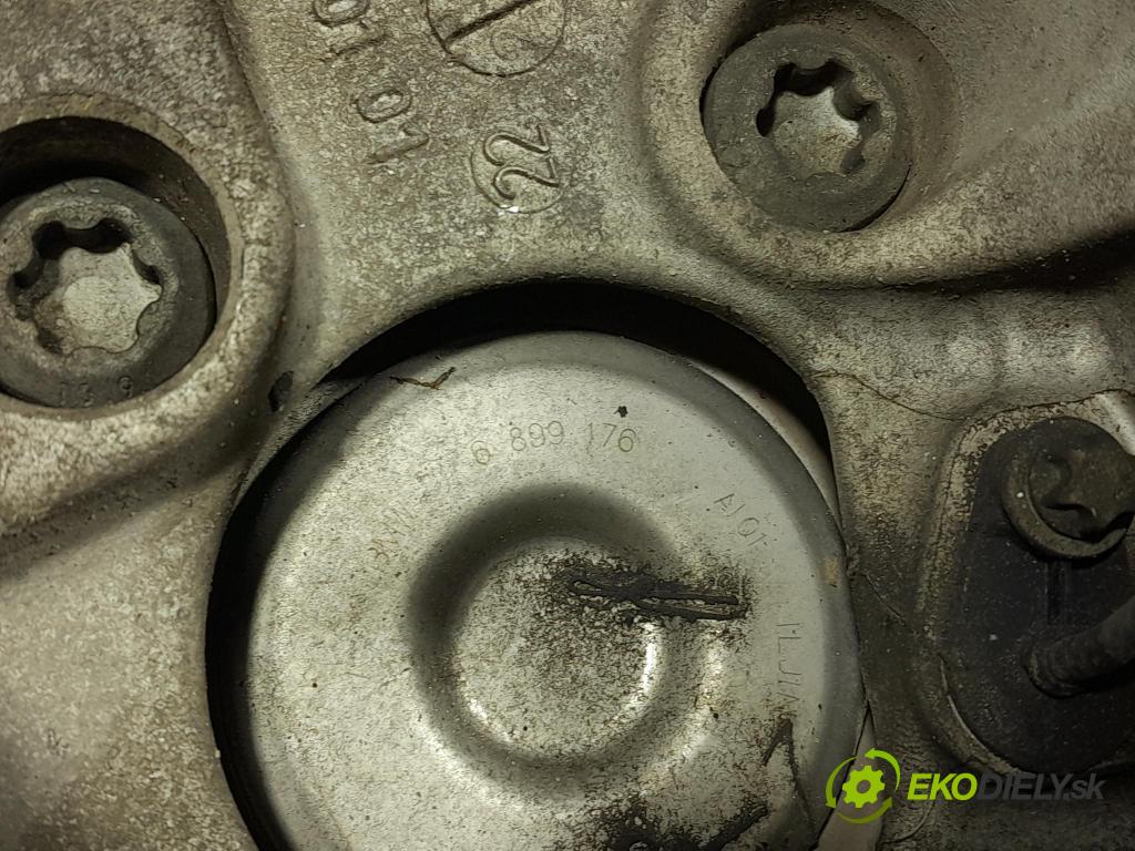 Bmw Z4 2022 náboj Prava: 