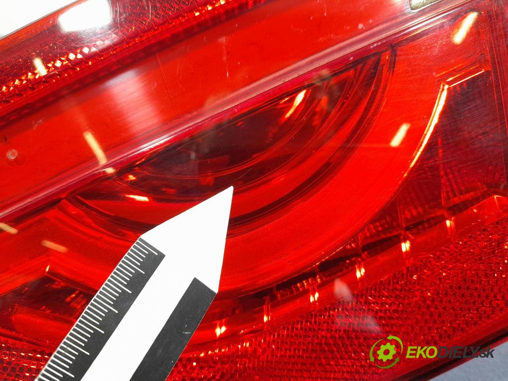 Jaguar Xf 2015 svetlo / reflektor zad Prava: Vnútri: GX63-15K272-AD