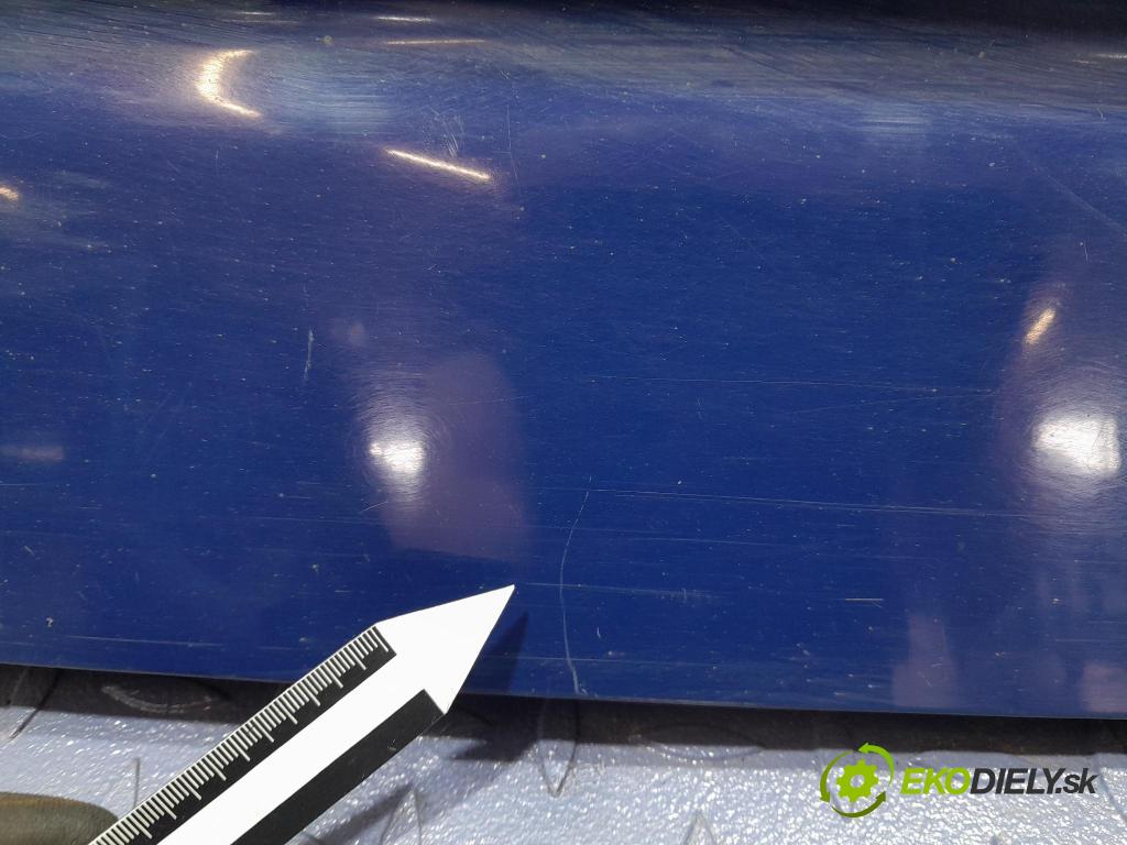 Toyota Corolla verso 2006 zadní dveře kufra: kufr