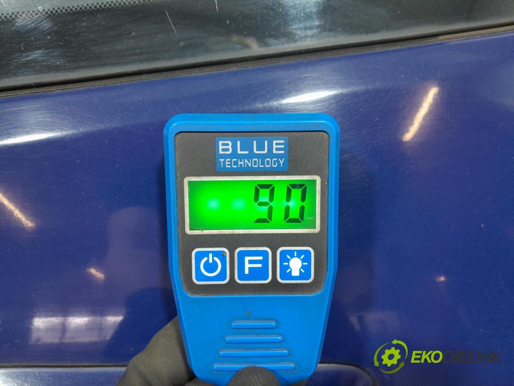 Toyota Corolla verso 2006 zadní dveře kufra: kufr