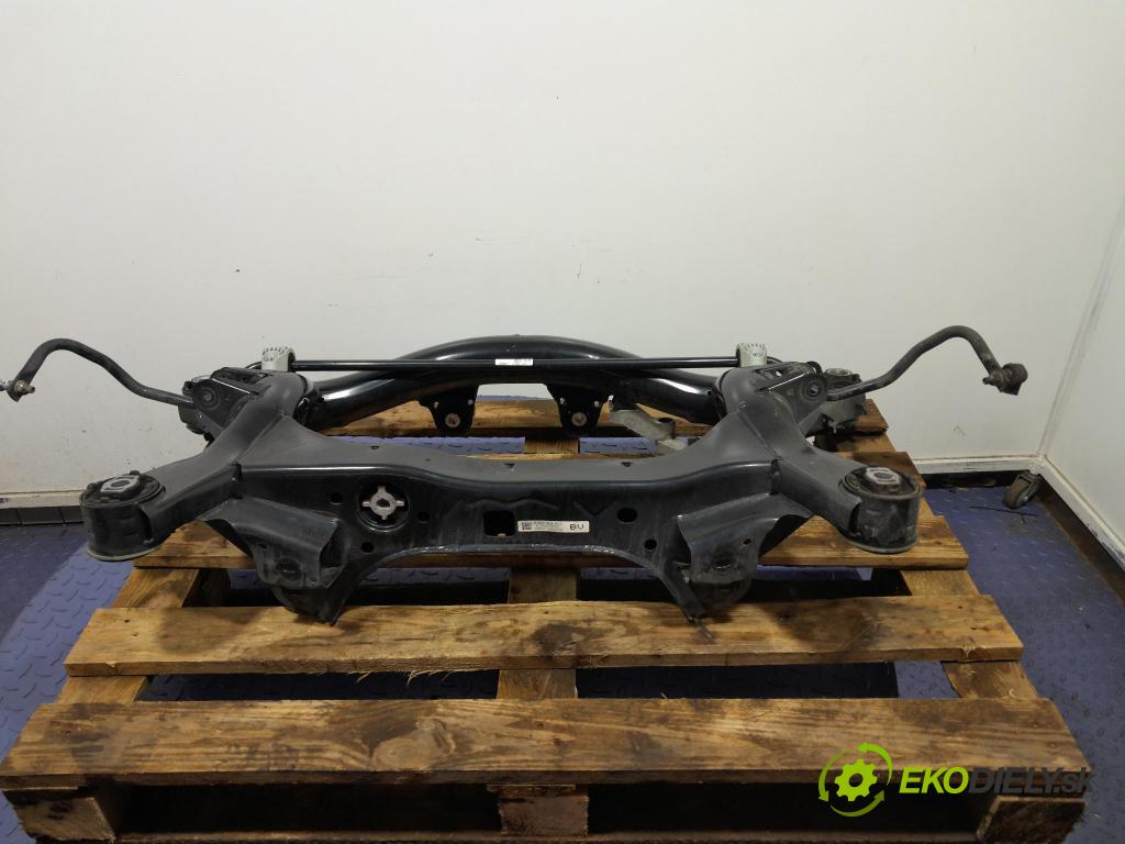 Bmw Z4 2022 výztuha Pozastavenia: Zad: