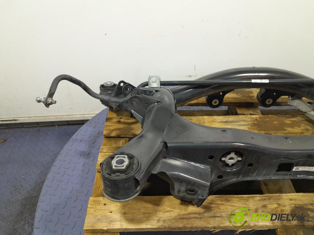 Bmw Z4 2022 výstuha Pozastavenia: zad 