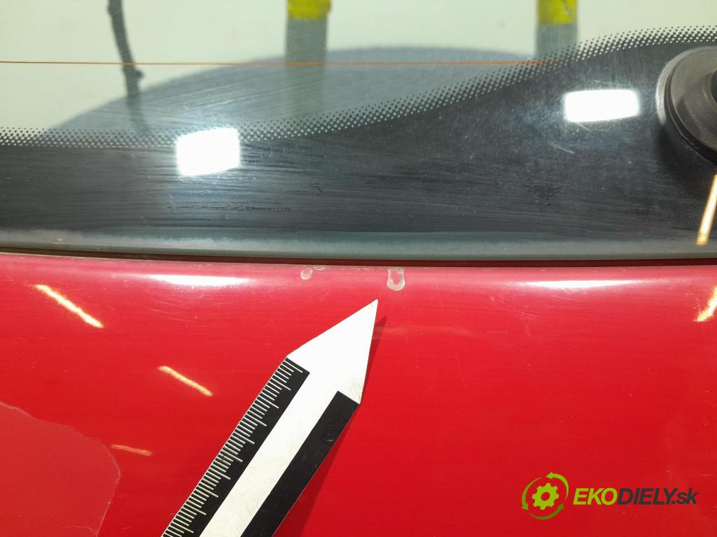 Seat Ibiza 2009 zadní dveře kufra: kufr